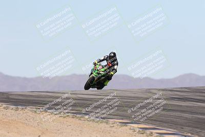 media/Dec-01-2025-Moto Forza (Mon) [[2daa91e15f]]/2-Intermediate Group/Session 2 (Turns 9 and 10)/